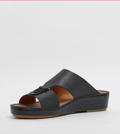 A136 - BLACK - image 1