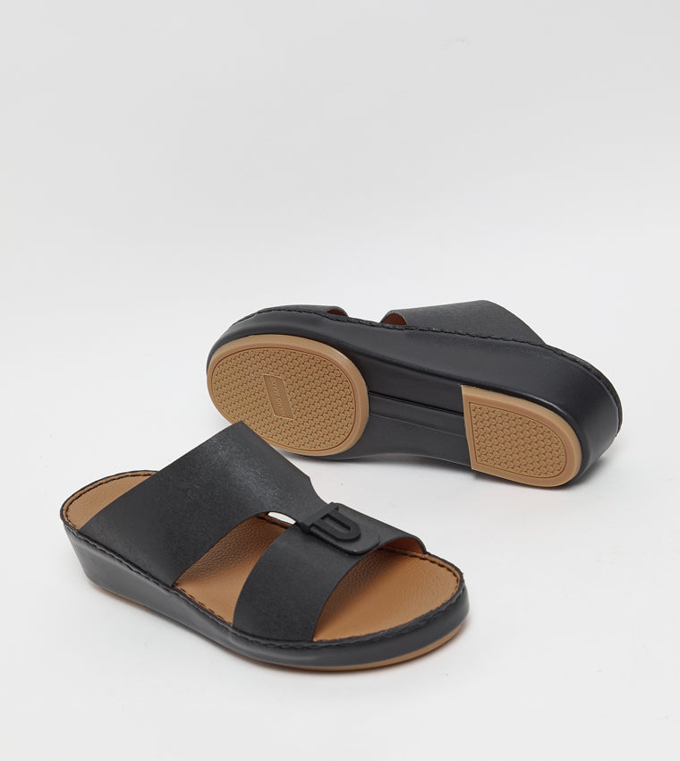 A136 - BLACK - image 3