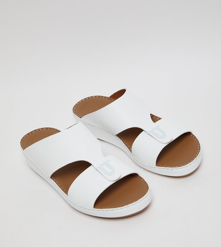 A136 - WHITE - image 4