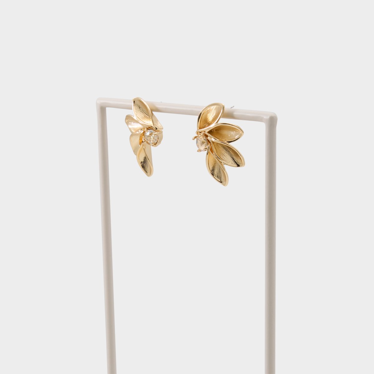 Zellah - Light Brown - image 1